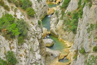 Aventure aquatique : canyoning dans les Gorges de Galamus