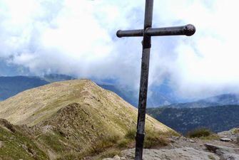 Randonnées en haute montagne dans les Pyrénées Orientales avec un accompagnateur en montagne