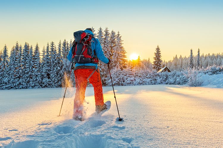 Raid Nordique en raquettes dans les Pyrénées