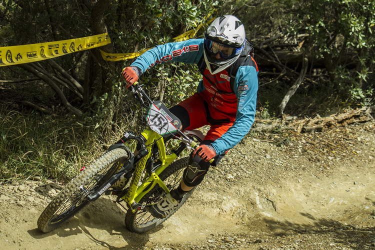 Descente à VTT enb bike park dans les Pyrénées Orientales