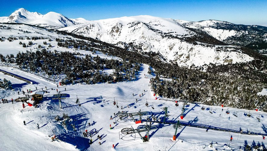 Parapente en hiver à Font-Romeu et Les Angles